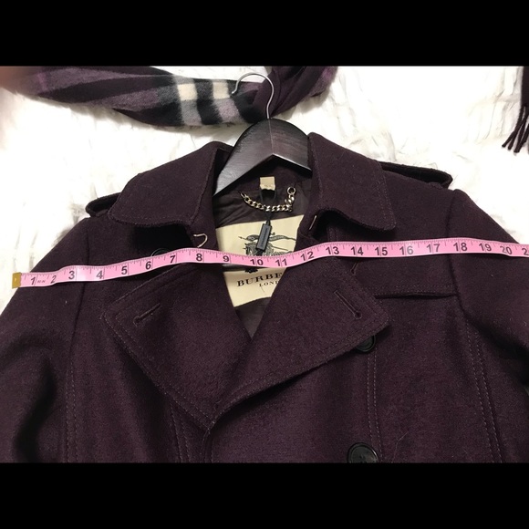 Burberry wool trench in plum - Picture 8 of 9